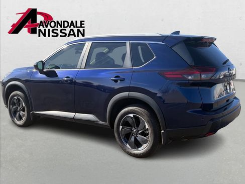Certified 2024 Nissan Rogue SV w/ SV Premium Package image 4