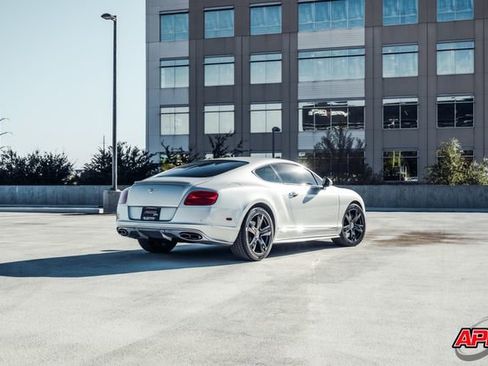 Used 2013 Bentley Continental GT image 53