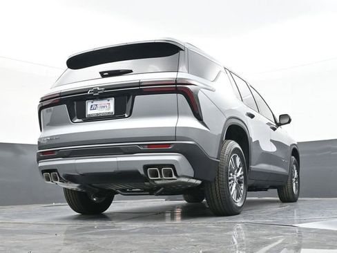 New 2026 Chevrolet Traverse LT w/ Driver Confidence Package image 43