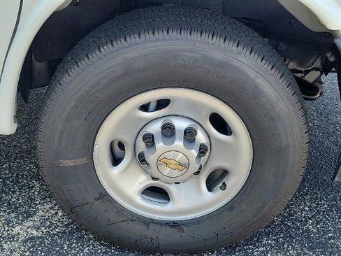 New 2025 Chevrolet Express 3500 Regular Wheelbase w/ Power Convenience Package image 9