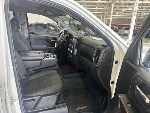 Used 2022 GMC Sierra 1500 SLE AWD/4WD image 12