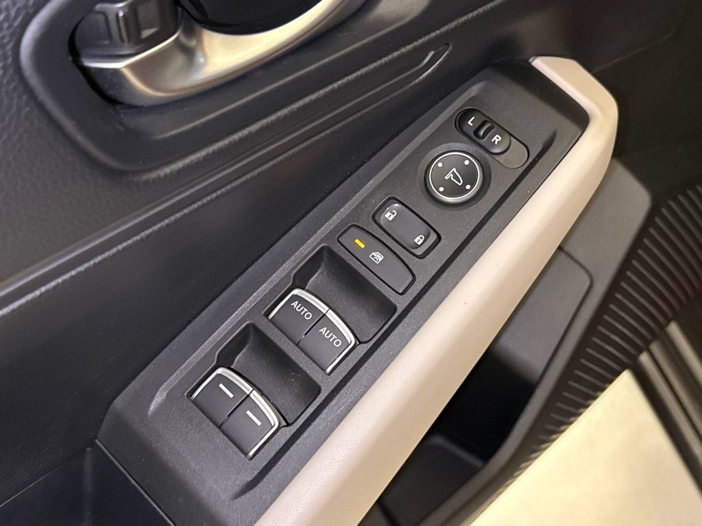 Certified 2023 Honda Accord LX image 19