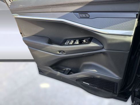 New 2025 Jeep Wagoneer S Limited image 30