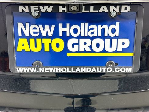 Used 2017 Chevrolet Traverse LT w/ Style and Technology Package AWD/4WD image 18