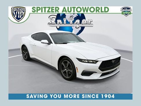 Used 2025 Ford Mustang Premium RWD image 1