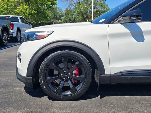 Used 2024 Ford Explorer ST w/ Equipment Group 401A AWD/4WD image 33