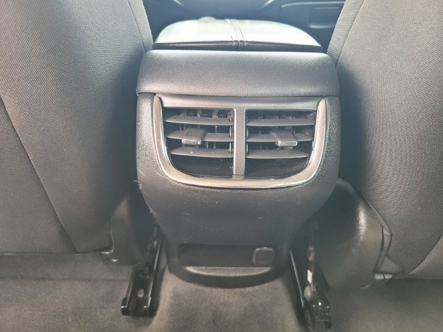 Used 2024 Chevrolet Malibu LT FWD image 17