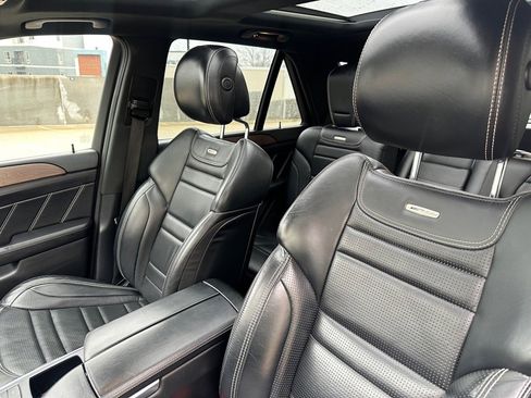 Used 2013 Mercedes-Benz ML 63 AMG 4MATIC image 14
