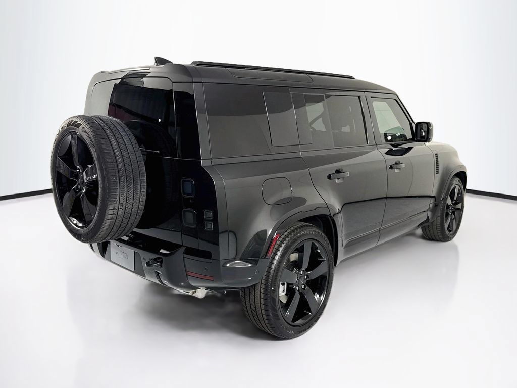 New 2026 Land Rover Defender 110 X-Dynamic SE AWD/4WD image 5