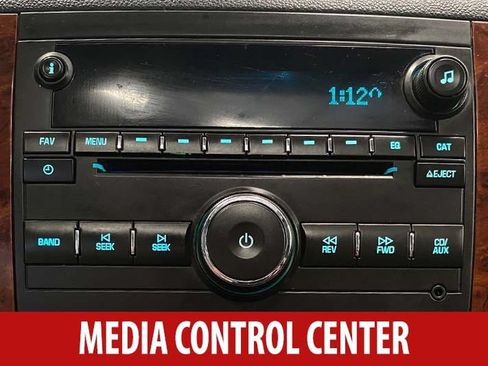 Used 2013 Chevrolet Tahoe LT w/ Luxury Package AWD/4WD image 12