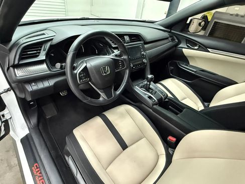 Used 2018 Honda Civic Sport image 13