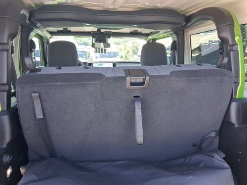 Certified 2025 Jeep Wrangler Sport AWD/4WD image 19