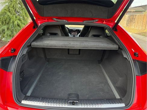 Used 2019 Lamborghini Urus AWD/4WD image 42