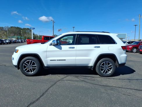 Used 2021 Jeep Grand Cherokee Limited AWD/4WD image 3
