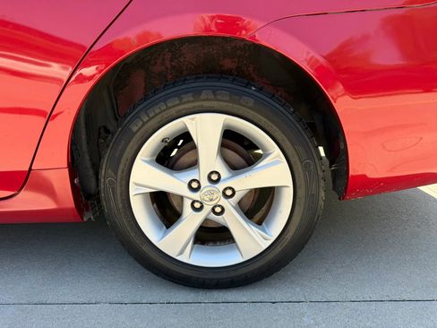 Used 2013 Toyota Corolla LE FWD image 14