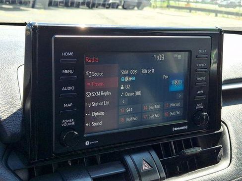 Certified 2021 Toyota RAV4 LE AWD/4WD image 11