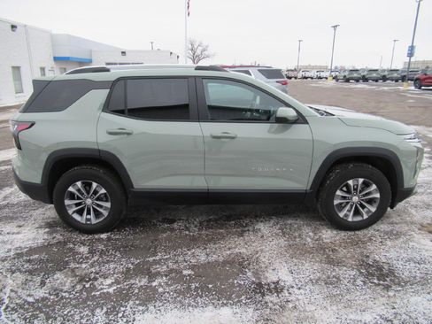 Certified 2025 Chevrolet Equinox LT w/ Convenience Package II image 4