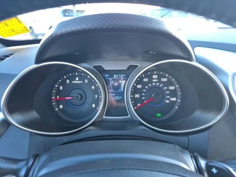Used 2016 Hyundai Veloster w/ Option Group 02 image 20