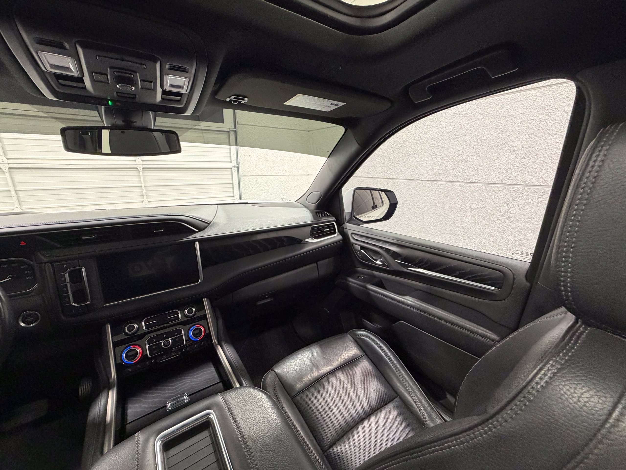 Used 2021 GMC Yukon Denali AWD/4WD image 43