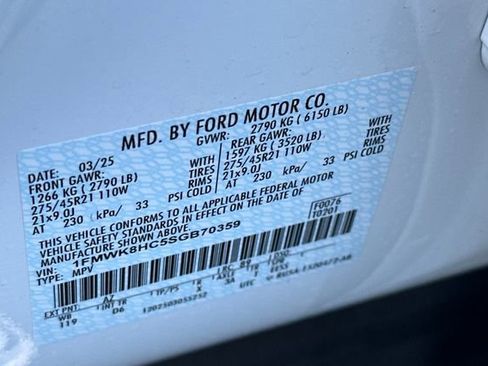 Used 2025 Ford Explorer Platinum w/ Ultimate Package image 26