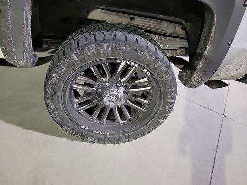 Used 2016 Chevrolet Silverado 1500 LT w/ LPO, Black Pack image 9