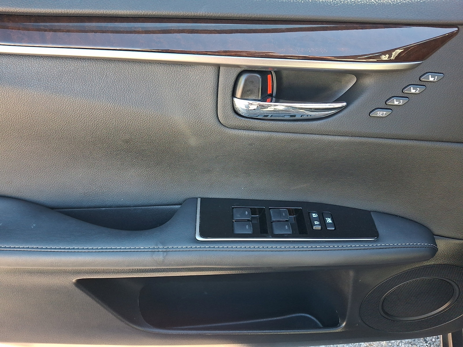 Used 2016 Lexus ES 350 w/ Navigation System Package FWD image 12