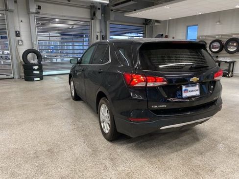 Used 2022 Chevrolet Equinox LT AWD/4WD image 9