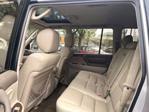 Used 2000 Toyota Land Cruiser image 11