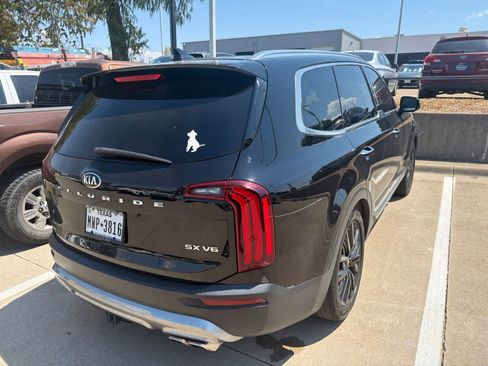 Used 2020 Kia Telluride SX w/ Towing Package FWD image 5