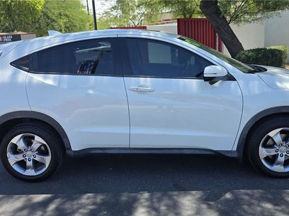 Used 2017 Honda HR-V EX