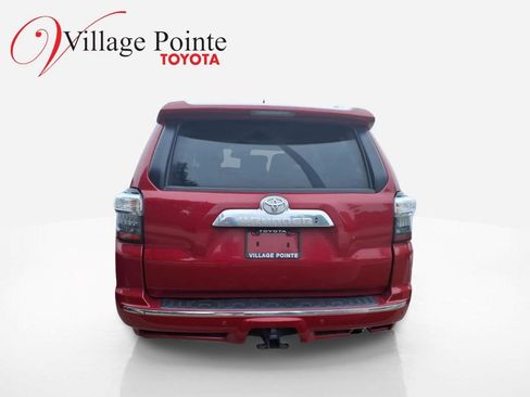 Used 2022 Toyota 4Runner Limited AWD/4WD image 3