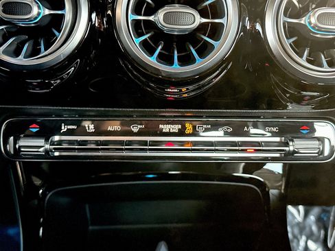 Used 2020 Mercedes-Benz A 220 image 17