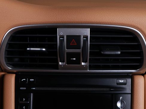 Used 2009 Porsche 911 Carrera S image 28