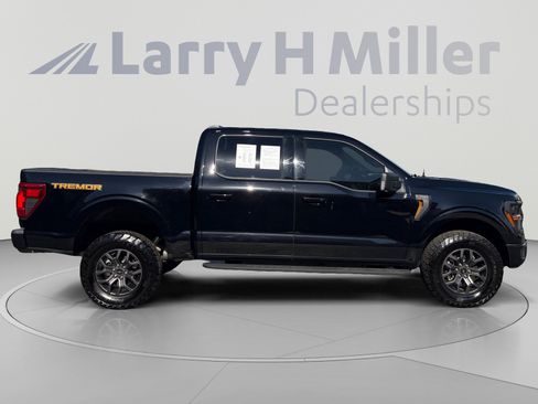 Used 2025 Ford F150 Tremor w/ Mobile Office Package AWD/4WD image 6
