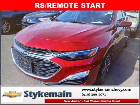 Used 2023 Chevrolet Malibu RS w/ Driver Confidence Package image 2