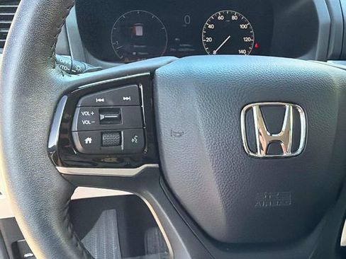 Used 2025 Honda Odyssey EX-L image 34