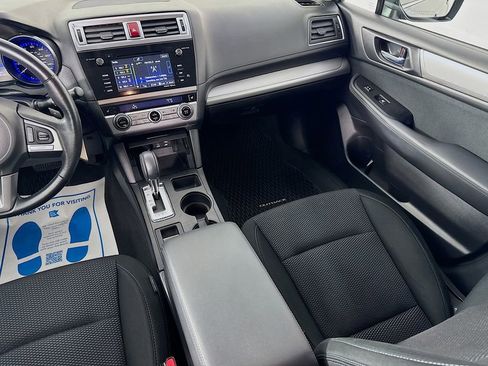 Used 2016 Subaru Outback 2.5i Premium image 28