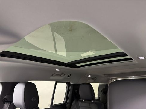 New 2026 Land Rover Defender 130 S image 9