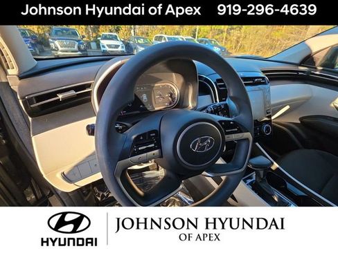Certified 2022 Hyundai Tucson SE image 24