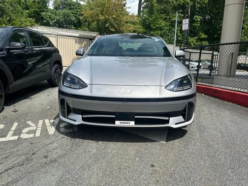 Certified 2024 Hyundai Ioniq 6 Limited AWD/4WD image 2