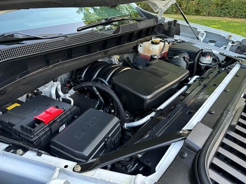 Used 2021 Chevrolet Silverado 1500 LT Trail Boss w/ Convenience Package II image 49