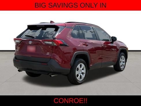 Used 2021 Toyota RAV4 LE AWD/4WD image 5