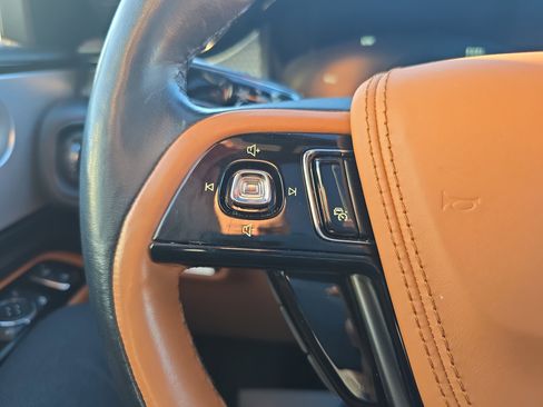 Used 2023 Lincoln Aviator Black Label w/ Dynamic Handling Package image 23