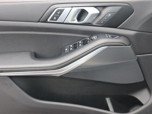 Used 2023 BMW X5 xDrive40i w/ Premium Package AWD/4WD image 18