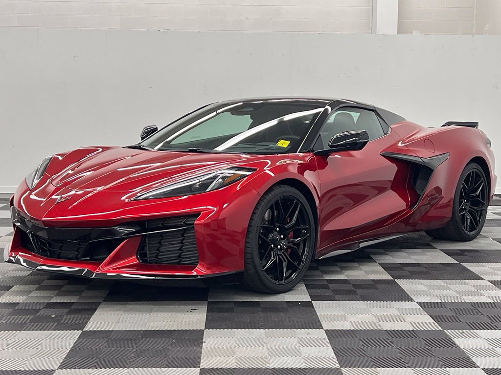 Used 2026 Chevrolet Corvette Z06 RWD image 3