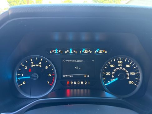 Used 2016 Ford F150 XLT w/ Equipment Group 302A Luxury AWD/4WD image 24