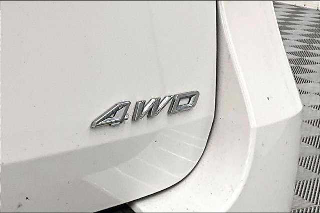 Used 2025 Ford Explorer ST-Line w/ ST-Line Street Pack AWD/4WD image 9