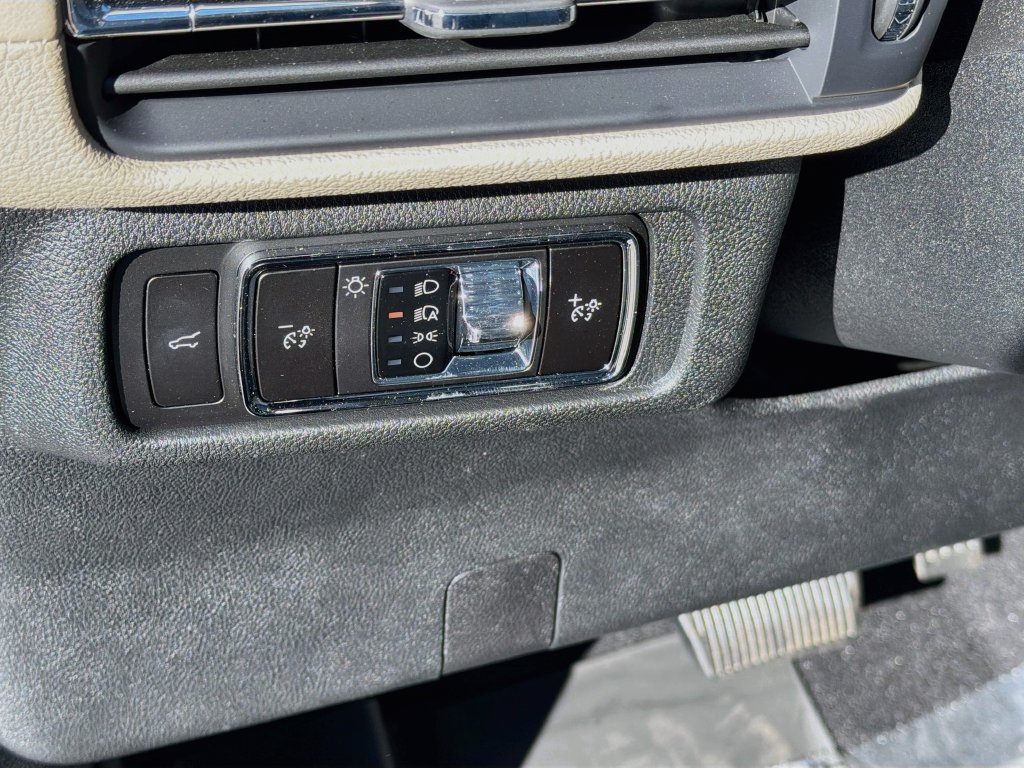 Used 2026 Lincoln Corsair Reserve AWD/4WD image 10