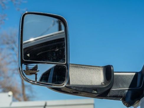 Used 2019 RAM 3500 Laramie image 11