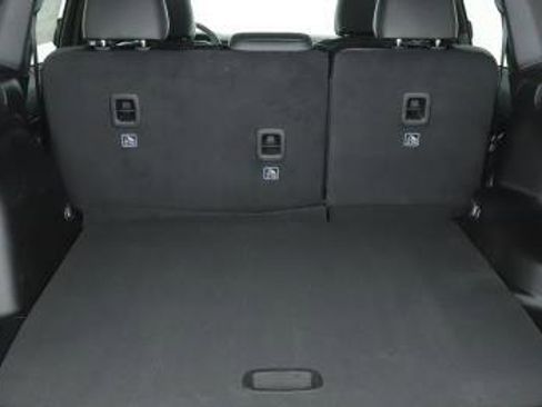 New 2025 Jeep Grand Cherokee Altitude image 42